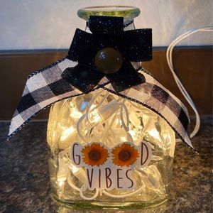 Good vibes night light